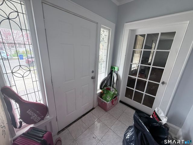 111 Elmwood Place, Bridgeport, CT 06605