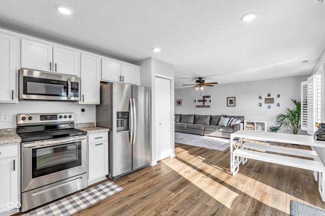 213 Drewood Drive, Trafalgar, IN 46181