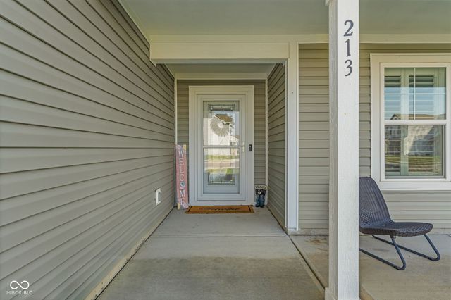 213 Drewood Drive, Trafalgar, IN 46181