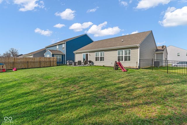 213 Drewood Drive, Trafalgar, IN 46181