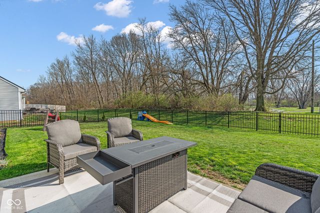 213 Drewood Drive, Trafalgar, IN 46181