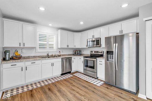 213 Drewood Drive, Trafalgar, IN 46181