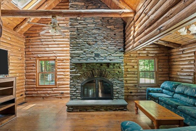34 Edwards Mill Road, Chester, NH 03036