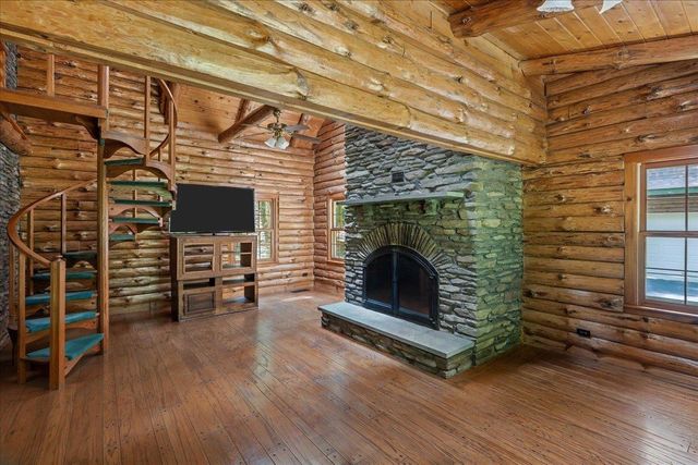 34 Edwards Mill Road, Chester, NH 03036