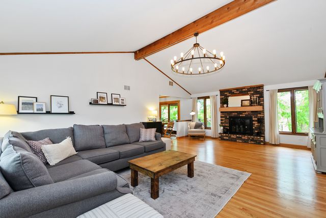 10050 W 145th Street, Orland Park, IL 60462