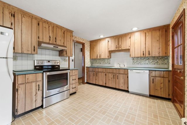 480 Liberty Street, Braintree, MA 02184