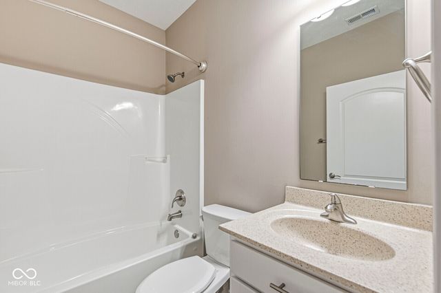 4034 Cairo Way, Avon, IN 46123