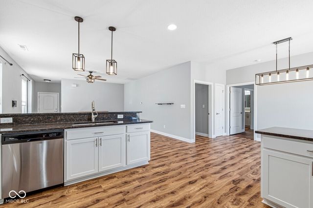 4034 Cairo Way, Avon, IN 46123