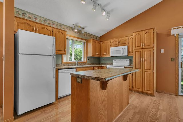 611 5th Avenue S, Sartell, MN 56377