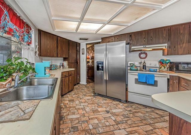 107 COUNTRY VILLAS DRIVE, Safety Harbor, FL 34695