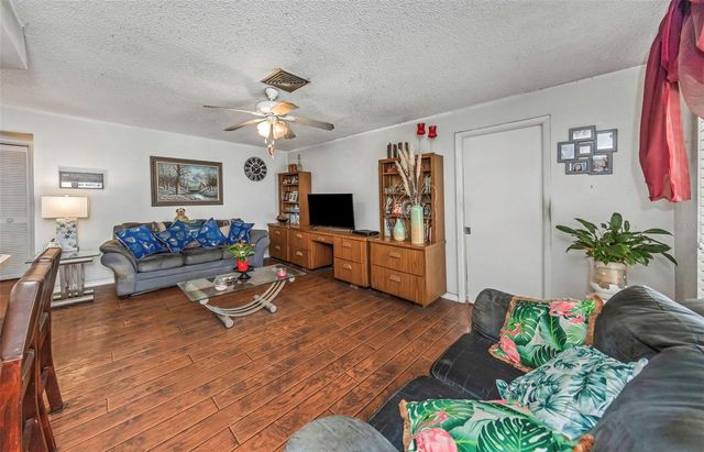 107 COUNTRY VILLAS DRIVE, Safety Harbor, FL 34695