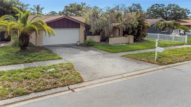 107 COUNTRY VILLAS DRIVE, Safety Harbor, FL 34695