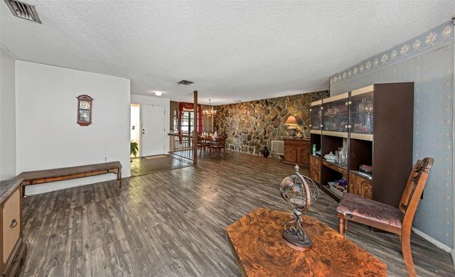 107 COUNTRY VILLAS DRIVE, Safety Harbor, FL 34695