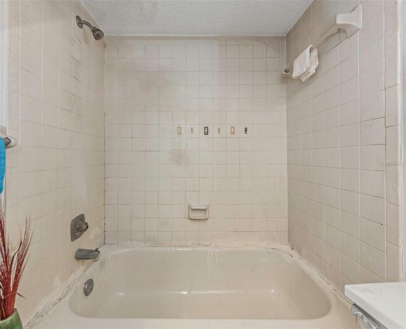 107 COUNTRY VILLAS DRIVE, Safety Harbor, FL 34695