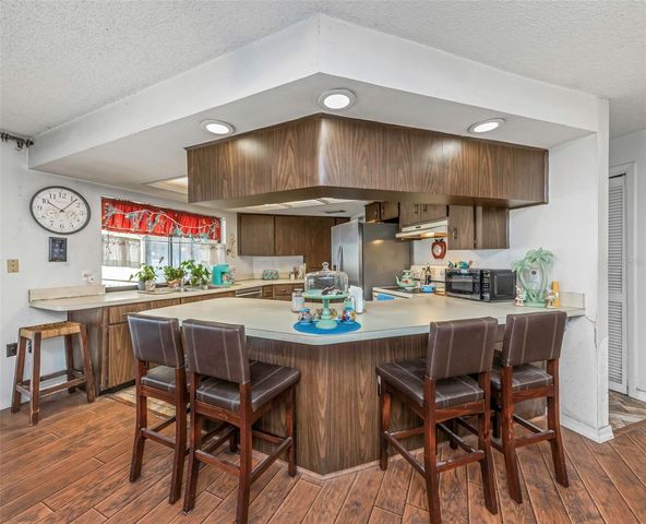 107 COUNTRY VILLAS DRIVE, Safety Harbor, FL 34695