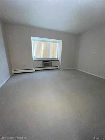 35300 Woodward Avenue 404, Birmingham, MI 48009