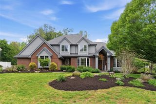210 Royal Doulton Ct, Richland, PA 15044