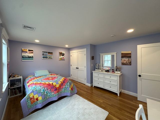 34 Pond, Needham, MA 02492