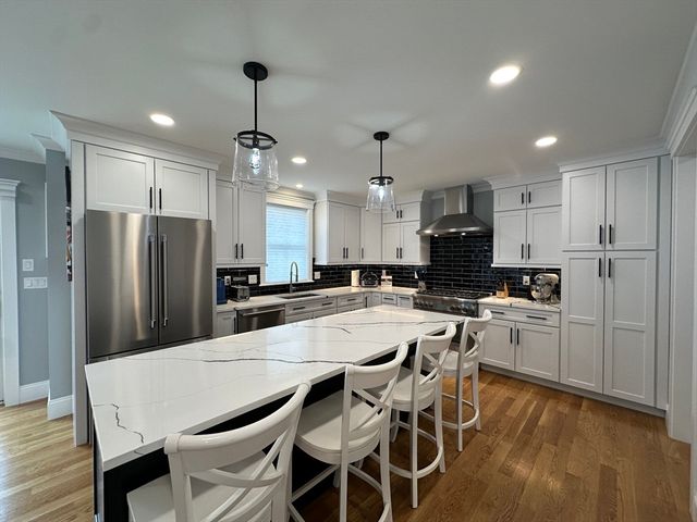 34 Pond, Needham, MA 02492