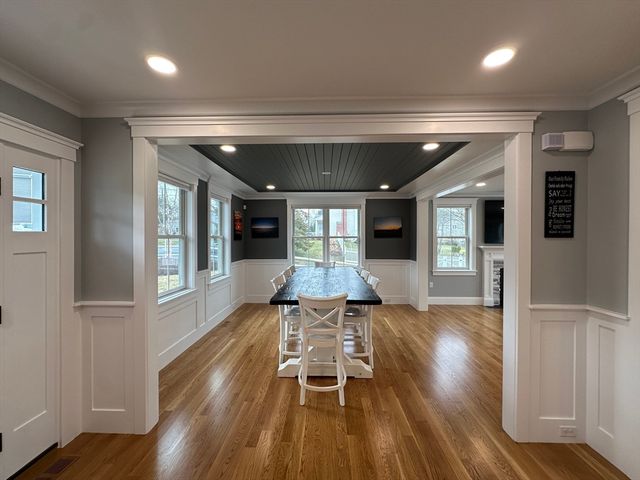 34 Pond, Needham, MA 02492