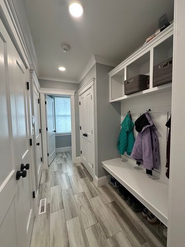 34 Pond, Needham, MA 02492