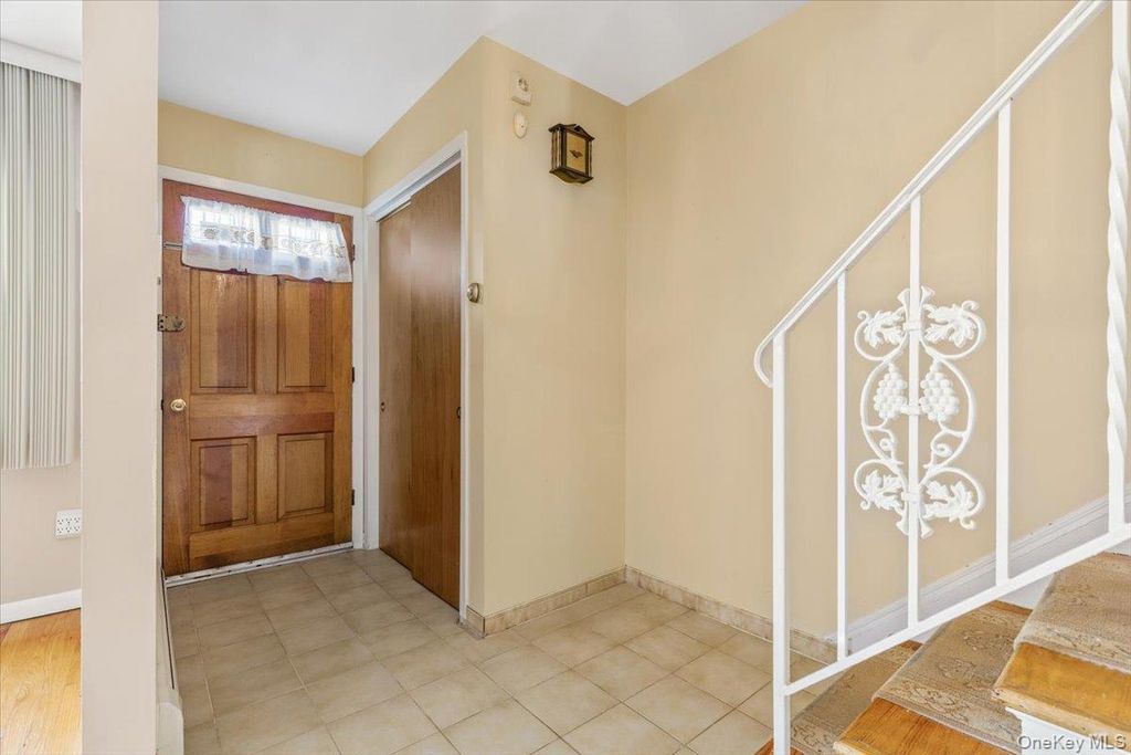 1098 Midland Avenue, Bronxville, NY 10708 — photo 4