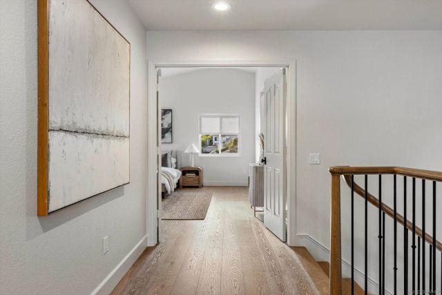 7033 El Fuerte St, Carlsbad, CA 92009