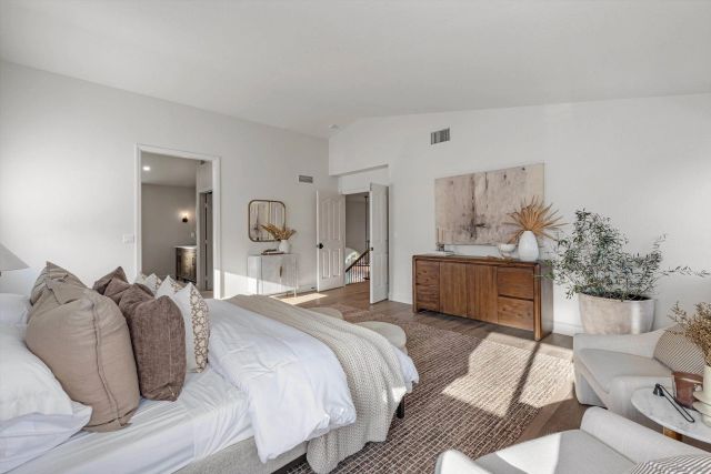 7033 El Fuerte St, Carlsbad, CA 92009