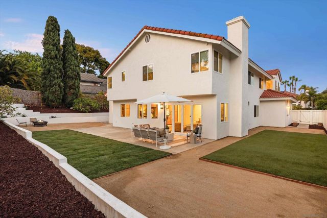 7033 El Fuerte St, Carlsbad, CA 92009
