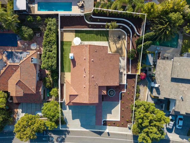 7033 El Fuerte St, Carlsbad, CA 92009