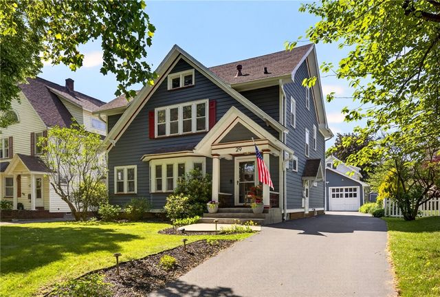 29 Elmcroft Road, Rochester, NY 14609