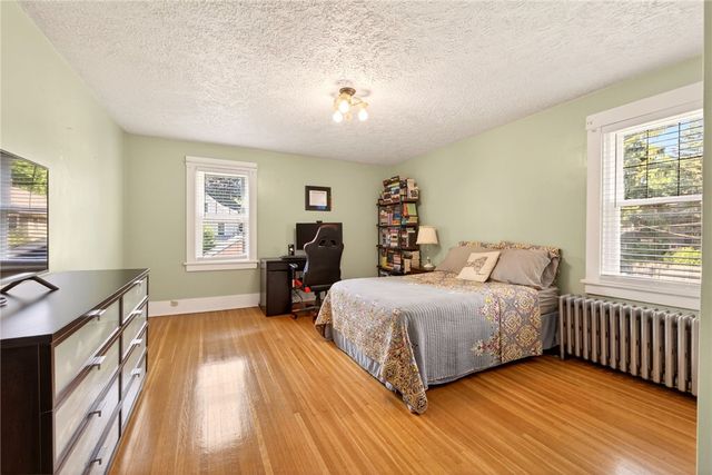 29 Elmcroft Road, Rochester, NY 14609