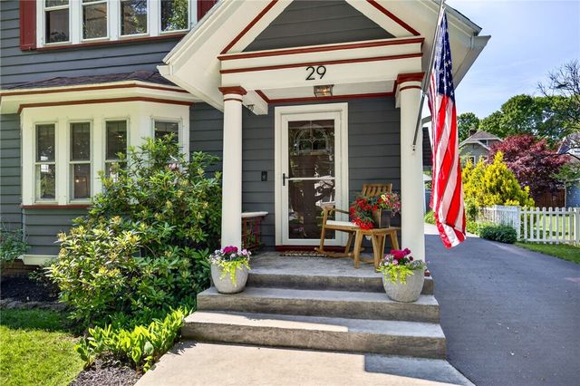 29 Elmcroft Road, Rochester, NY 14609