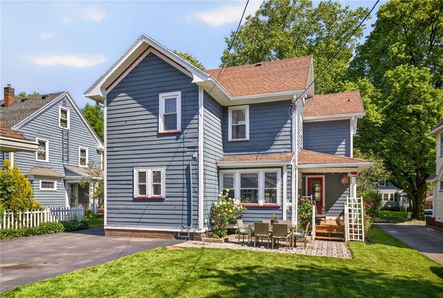 29 Elmcroft Road, Rochester, NY 14609