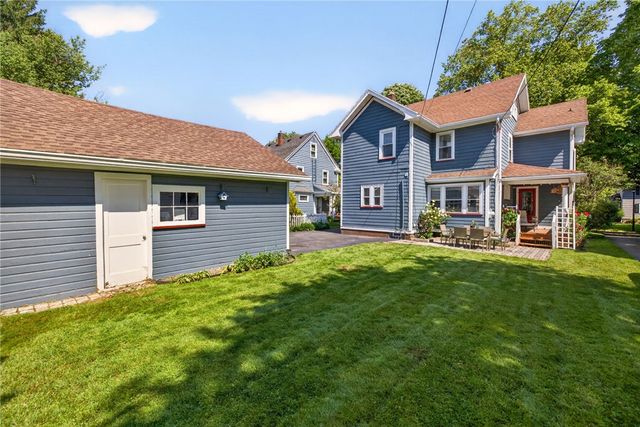 29 Elmcroft Road, Rochester, NY 14609