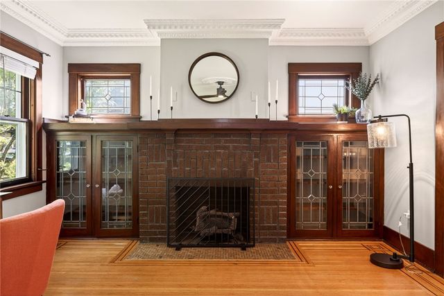 29 Elmcroft Road, Rochester, NY 14609