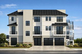 215 82ND STREET, Holmes Beach, FL 34217