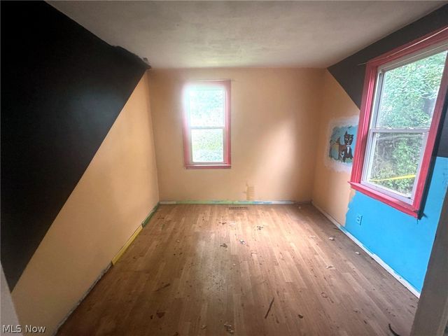 117 Main Street, Belpre, OH 45714