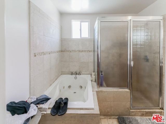 13127 Hartland Street, North Hollywood (los Angeles), CA 91605