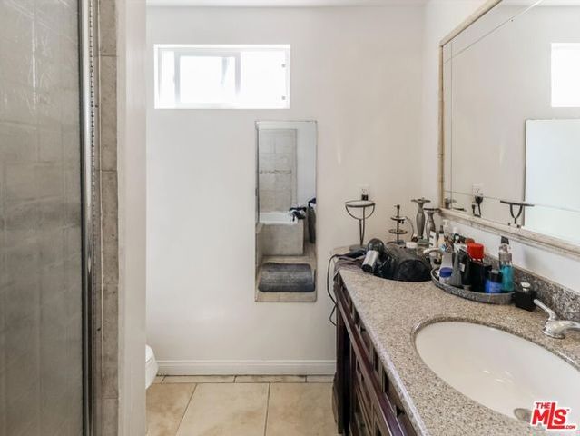 13127 Hartland Street, North Hollywood (los Angeles), CA 91605