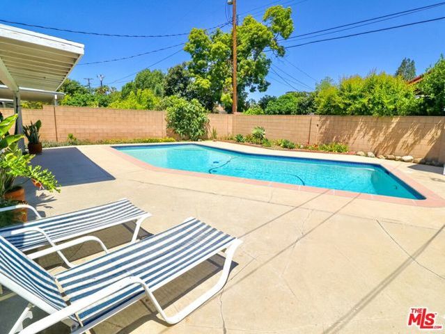 13127 Hartland Street, North Hollywood (los Angeles), CA 91605