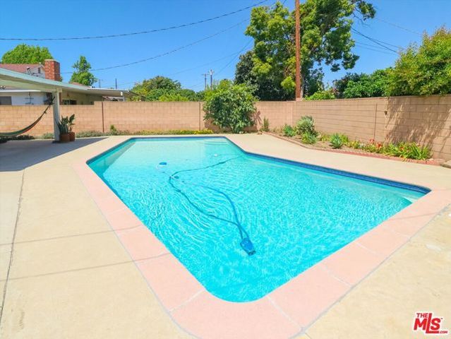 13127 Hartland Street, North Hollywood (los Angeles), CA 91605