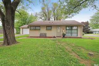934 W RIDGEMONT Road, Peoria, IL 61614