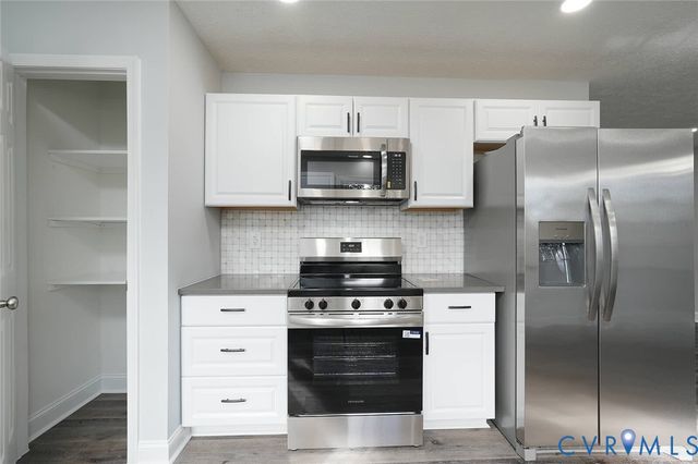 6885 Poplar Spring Rd, Henrico, VA 23231