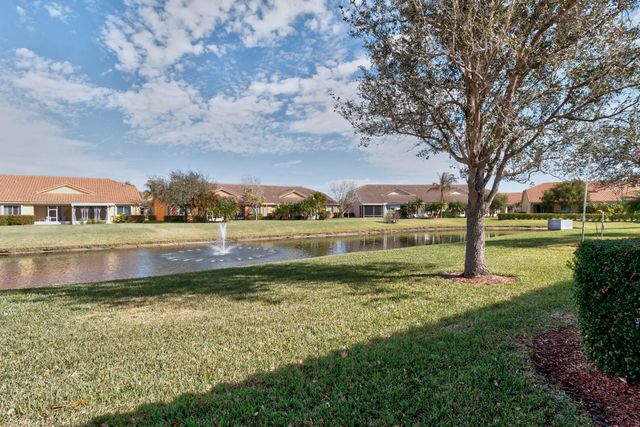 6380 Oxford Circle 103, Vero Beach, FL 32966