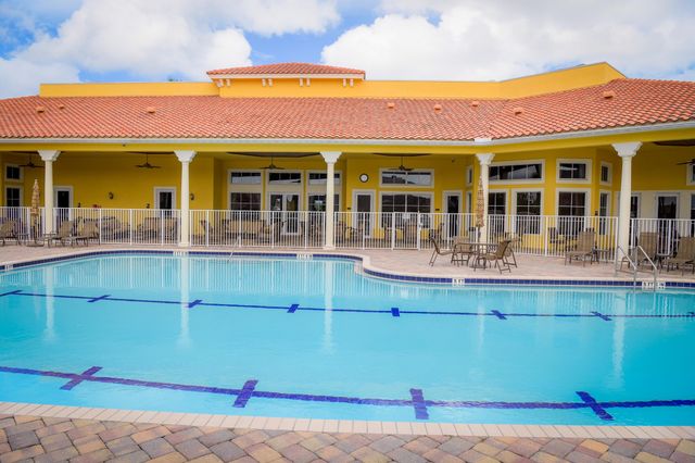 6380 Oxford Circle 103, Vero Beach, FL 32966