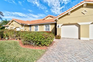 6380 Oxford Circle 103, Vero Beach, FL 32966