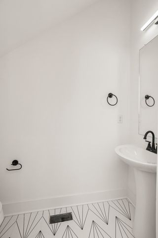 4335 Goins Rd, Nashville, TN 37211