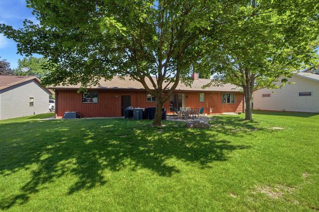 2025 W HARVEST DRIVE, Appleton, WI 54914