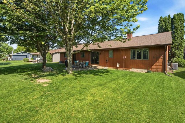 2025 W HARVEST DRIVE, Appleton, WI 54914